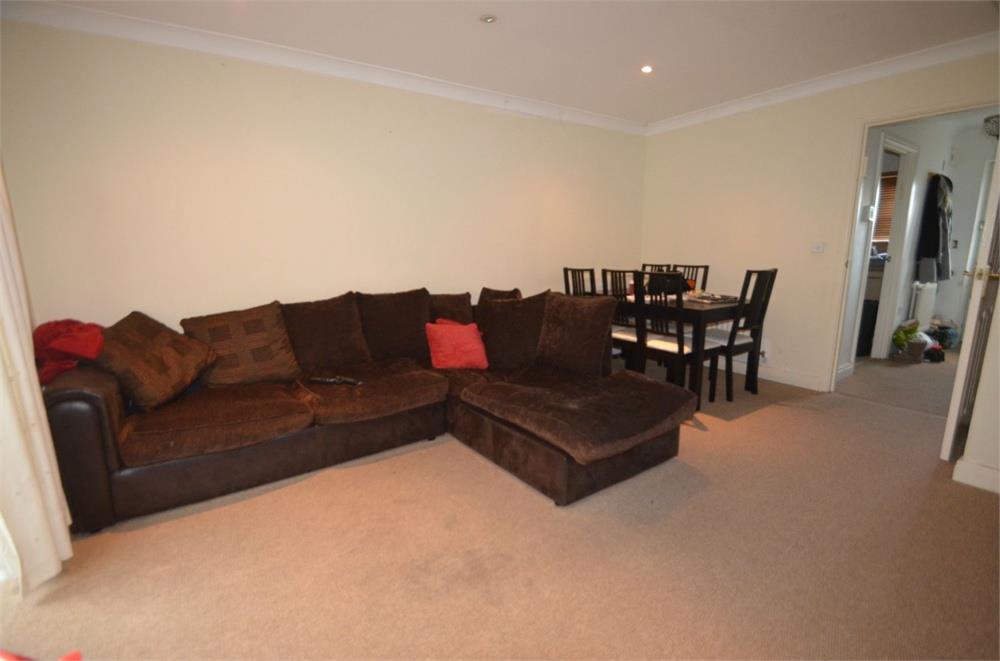Tiverton Way, Mill Hill